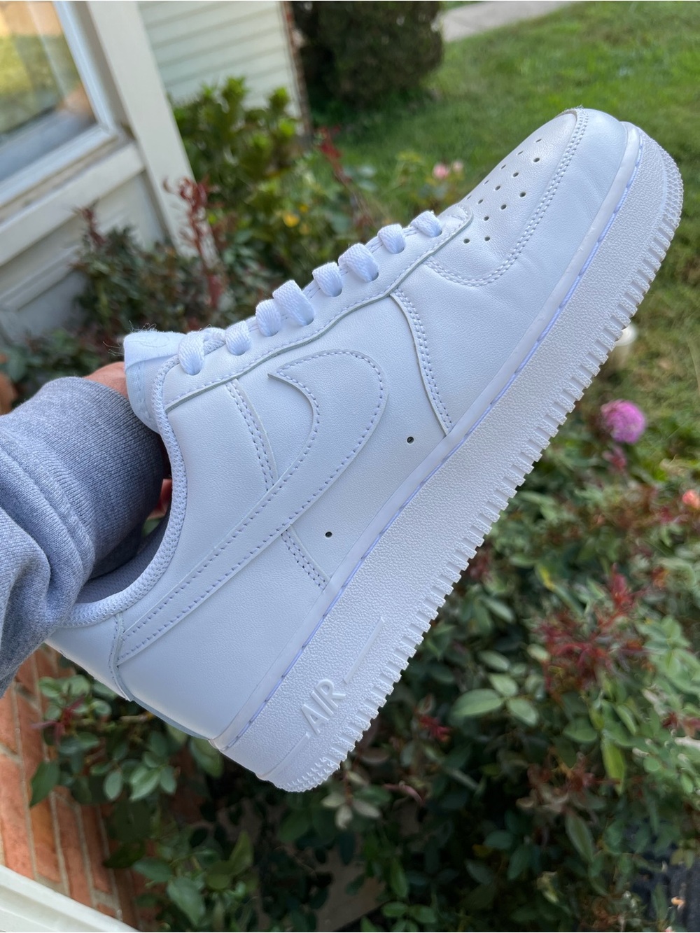 Nike Air Force 1 07
Streetwear/Lifestyle Shoes
Size 8 Men/9.5 Women
